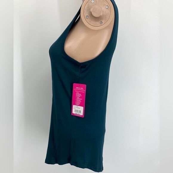 NWT Yogalicious Women’s Top Size M Tucson Teal Color - Picture 3 of 7